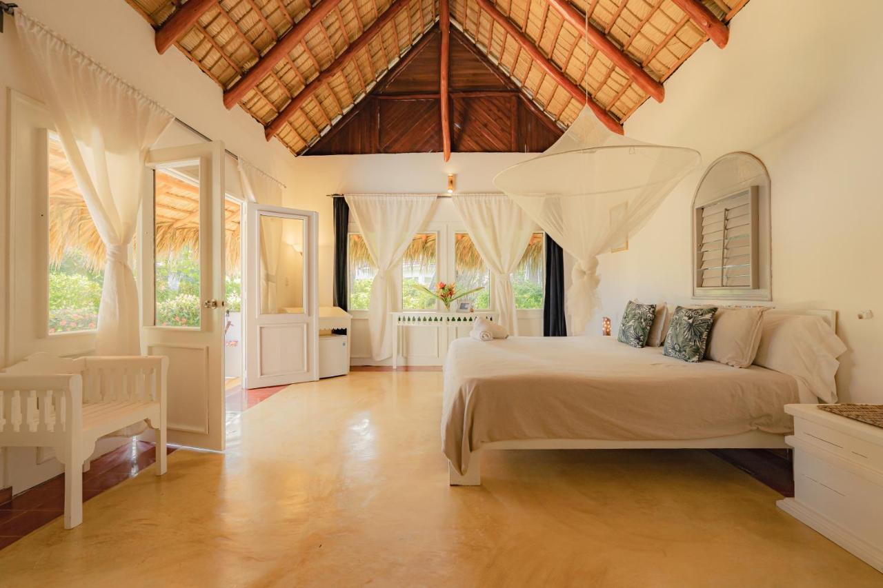 Hotel Costa Las Ballenas ลาสแตร์เรนาส ภายนอก รูปภาพ