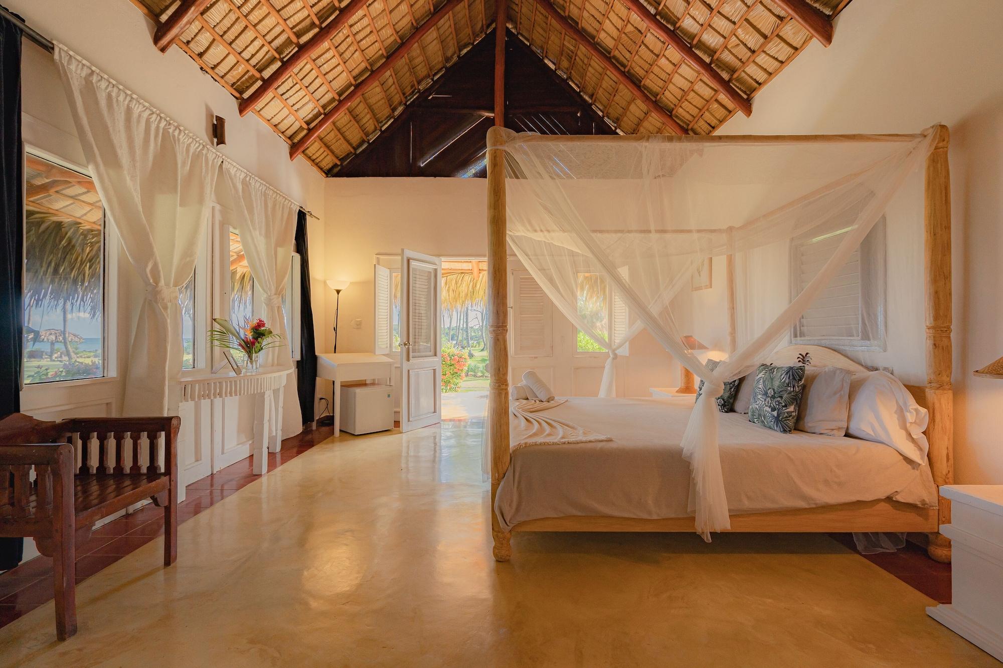 Hotel Costa Las Ballenas ลาสแตร์เรนาส ภายนอก รูปภาพ