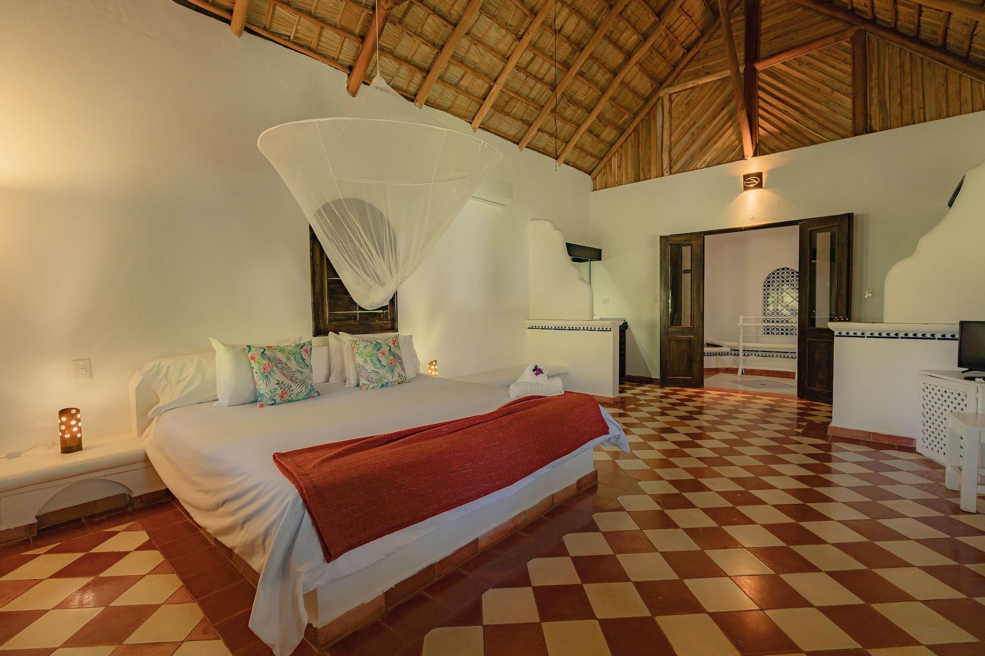 Hotel Costa Las Ballenas ลาสแตร์เรนาส ภายนอก รูปภาพ