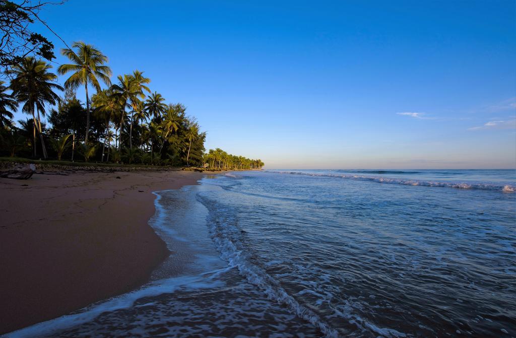 Hotel Costa Las Ballenas ลาสแตร์เรนาส ภายนอก รูปภาพ